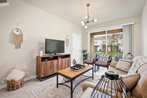 Modern getaway 20 min to Mayport, NAS & beach